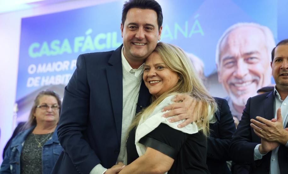 Paraná lança programa inédito no Brasil para idosos conquistarem o sonho da casa própria